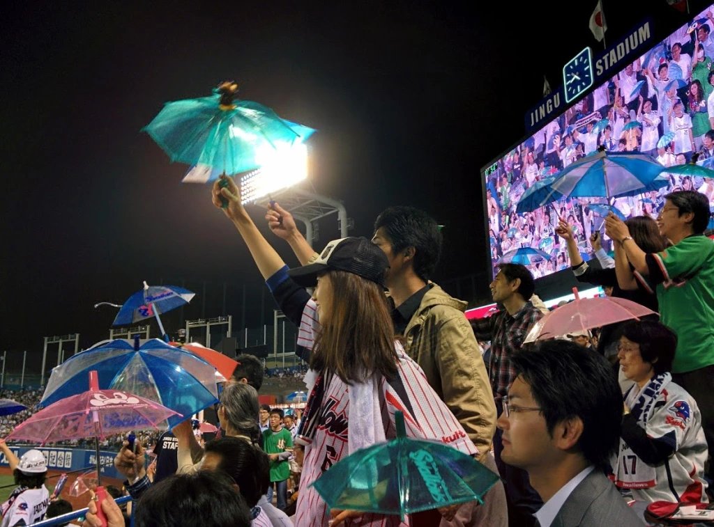 ⚾ 메이지 진구 야구장 이미지 6